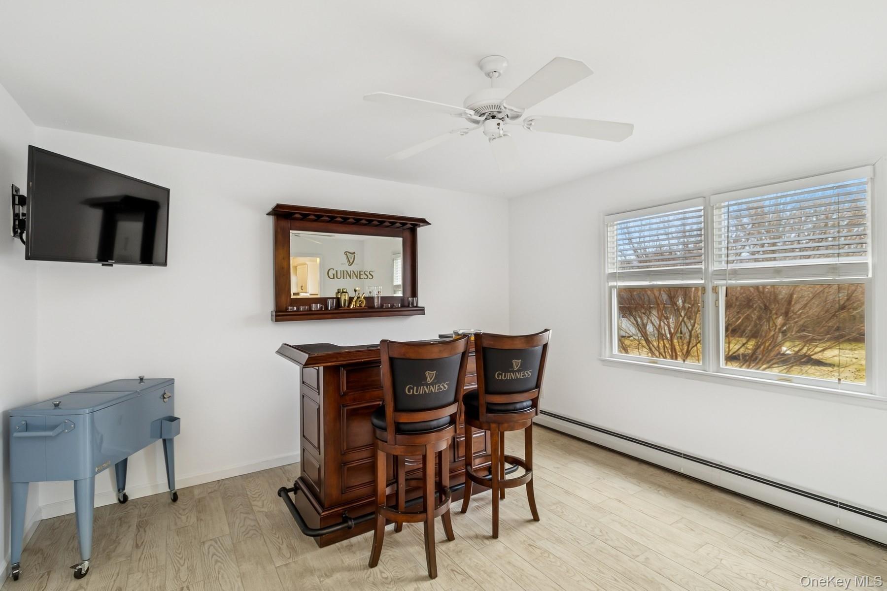 119 Vineyard Way, Aquebogue, NY 11901