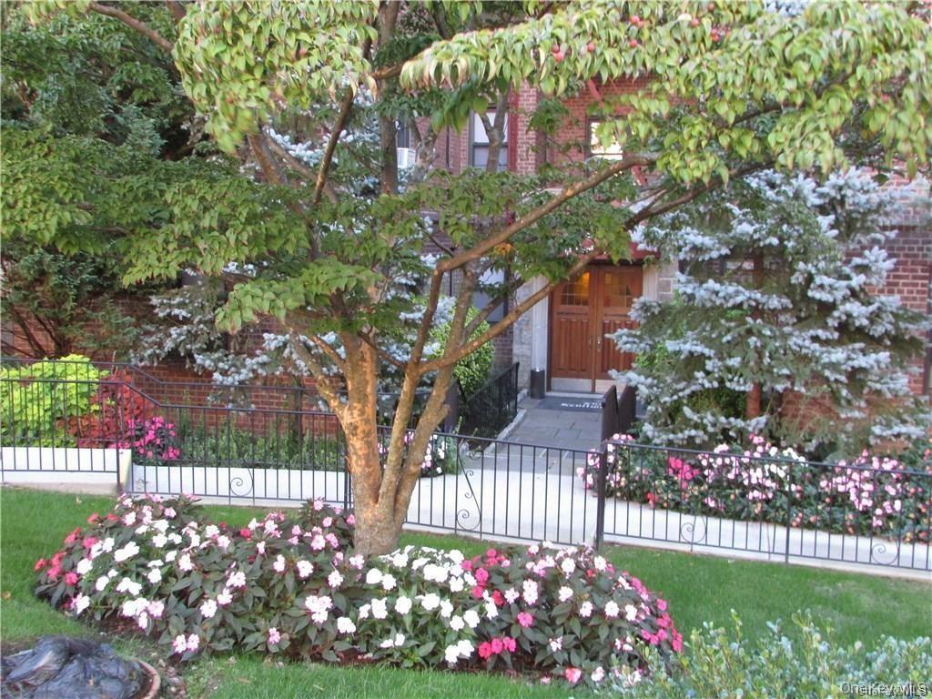 142 Garth Road # 1 P, Scarsdale, NY 10583