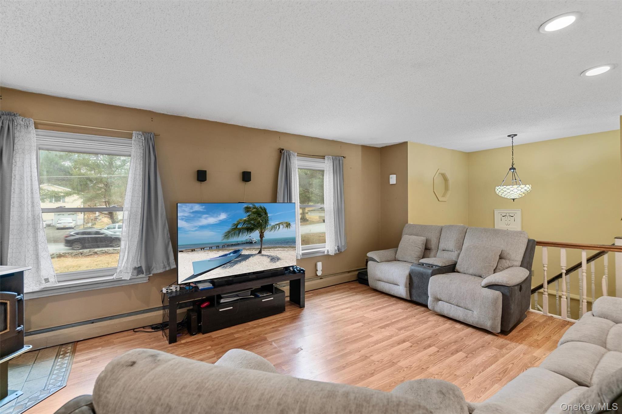 4 Thistle Lane, Middletown, NY 10940