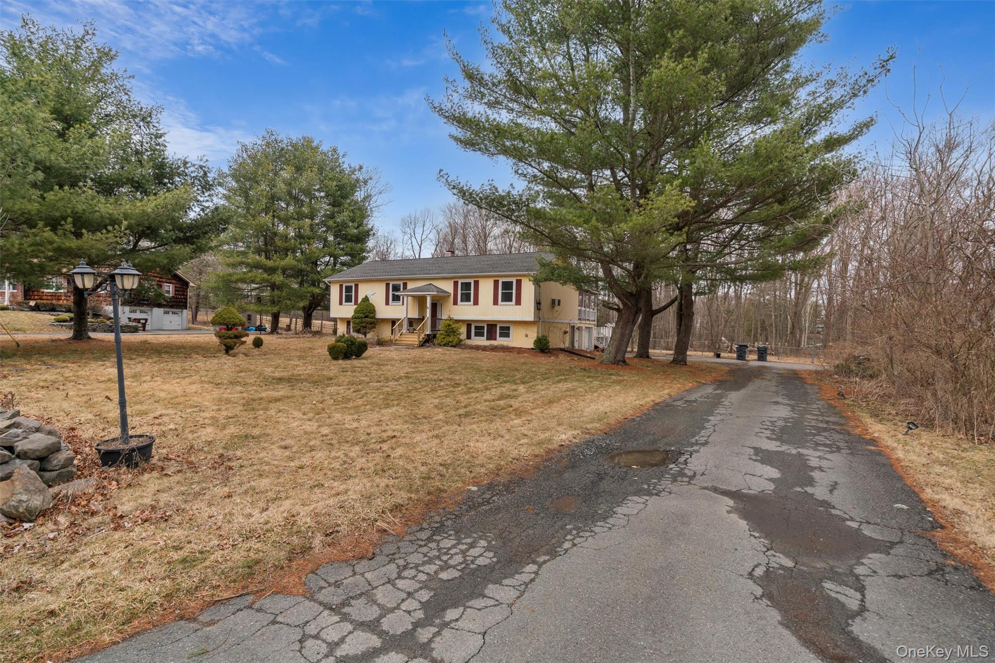 4 Thistle Lane, Middletown, NY 10940