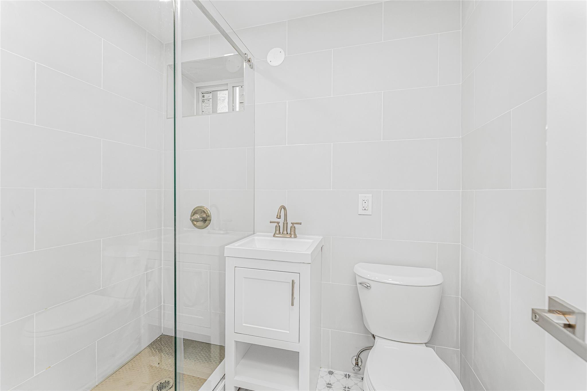 6140 Delafield Avenue, Bronx, NY 10471