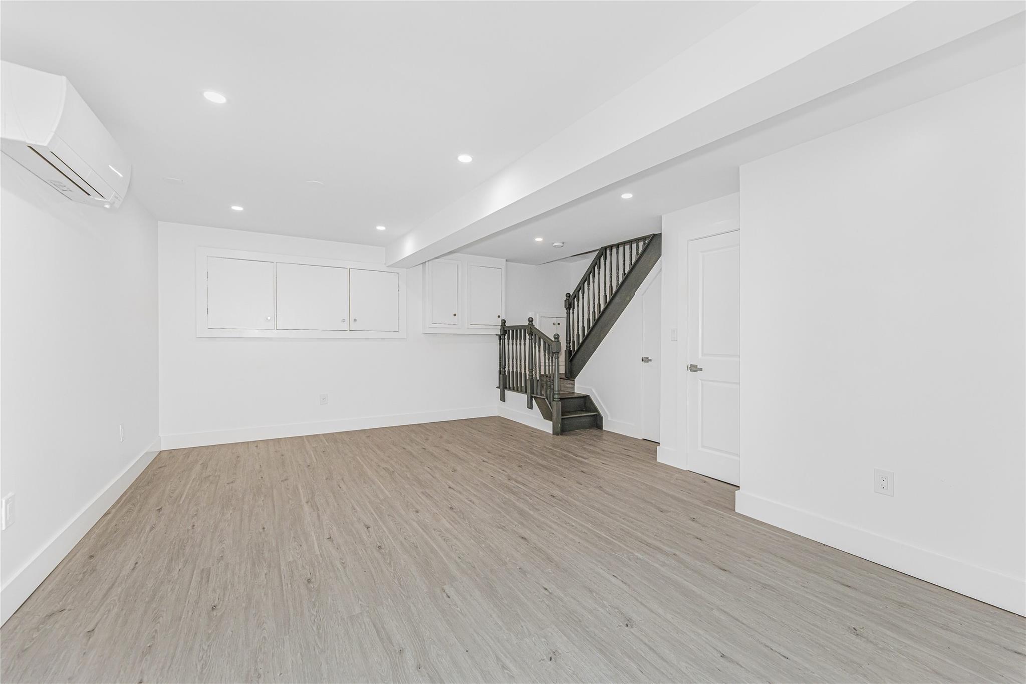 6140 Delafield Avenue, Bronx, NY 10471