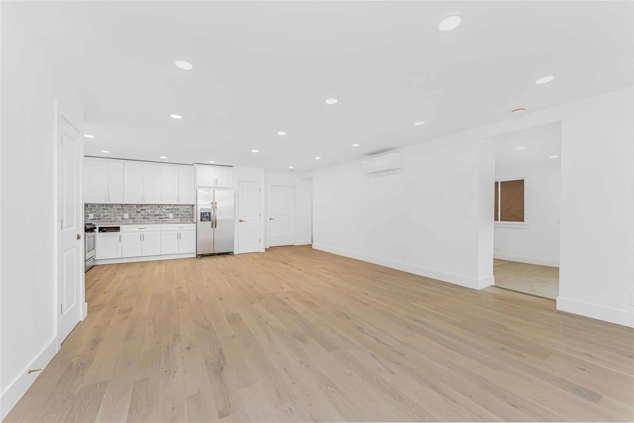 6140 Delafield Avenue, Bronx, NY 10471