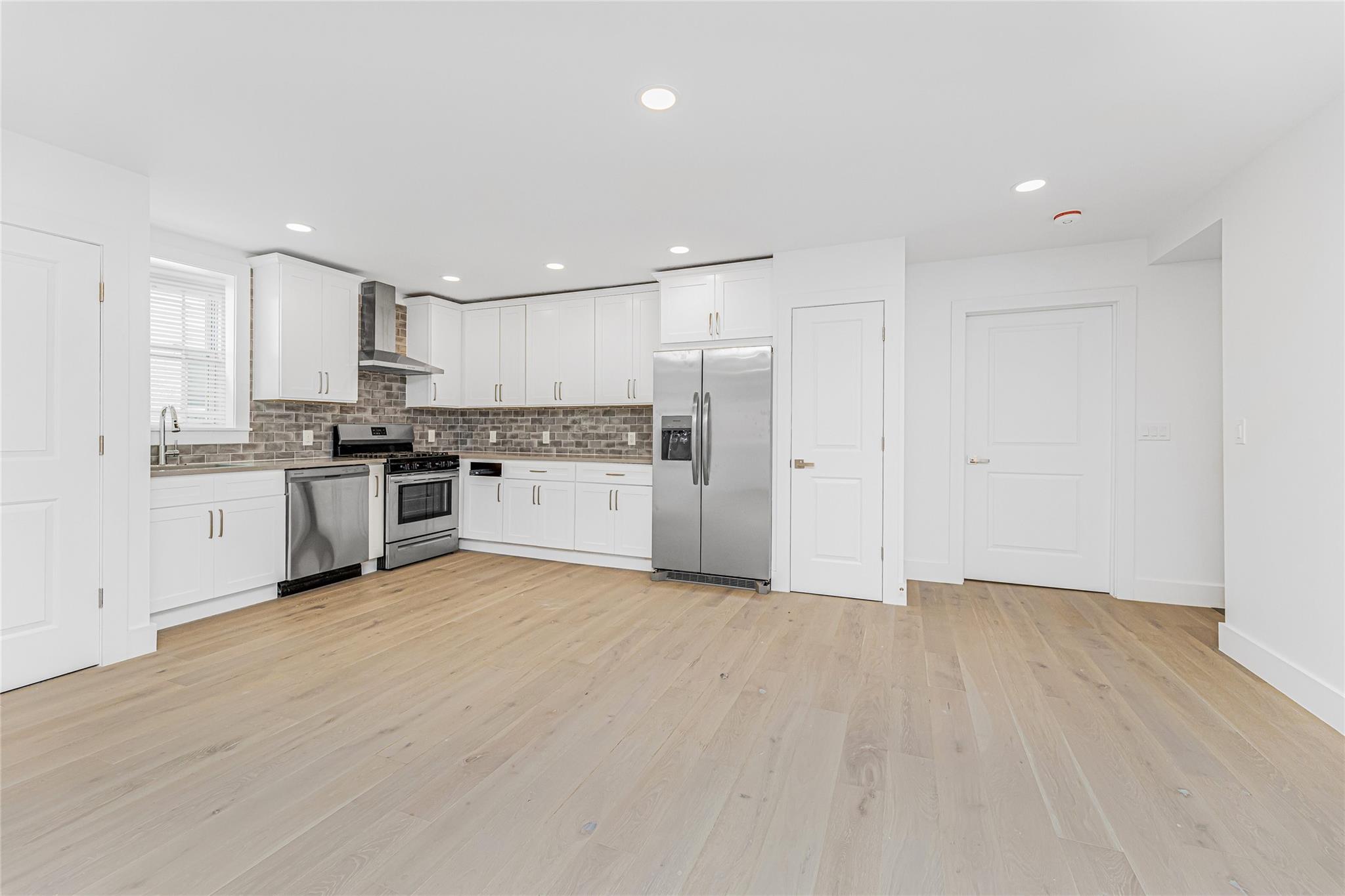 6140 Delafield Avenue, Bronx, NY 10471