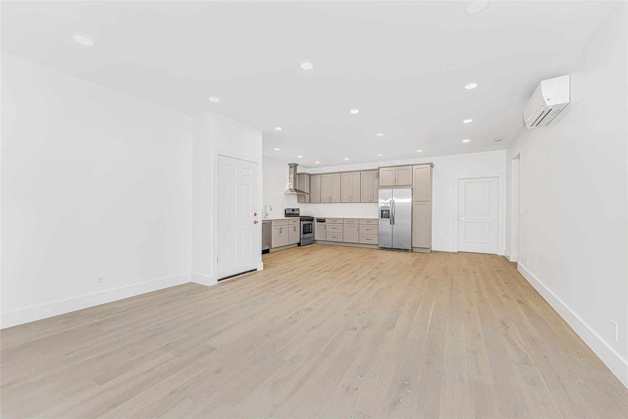 6140 Delafield Avenue, Bronx, NY 10471