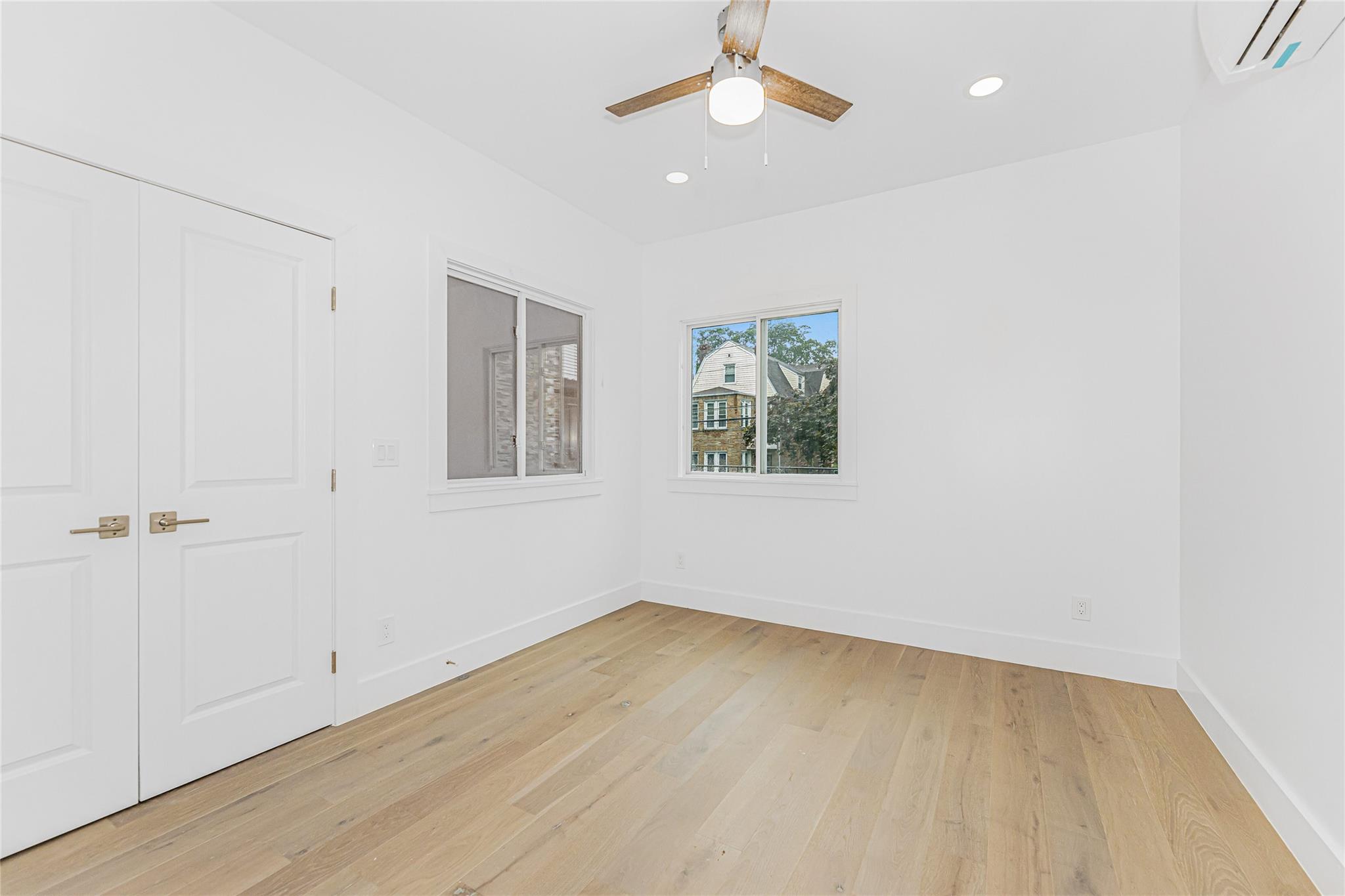 6140 Delafield Avenue, Bronx, NY 10471