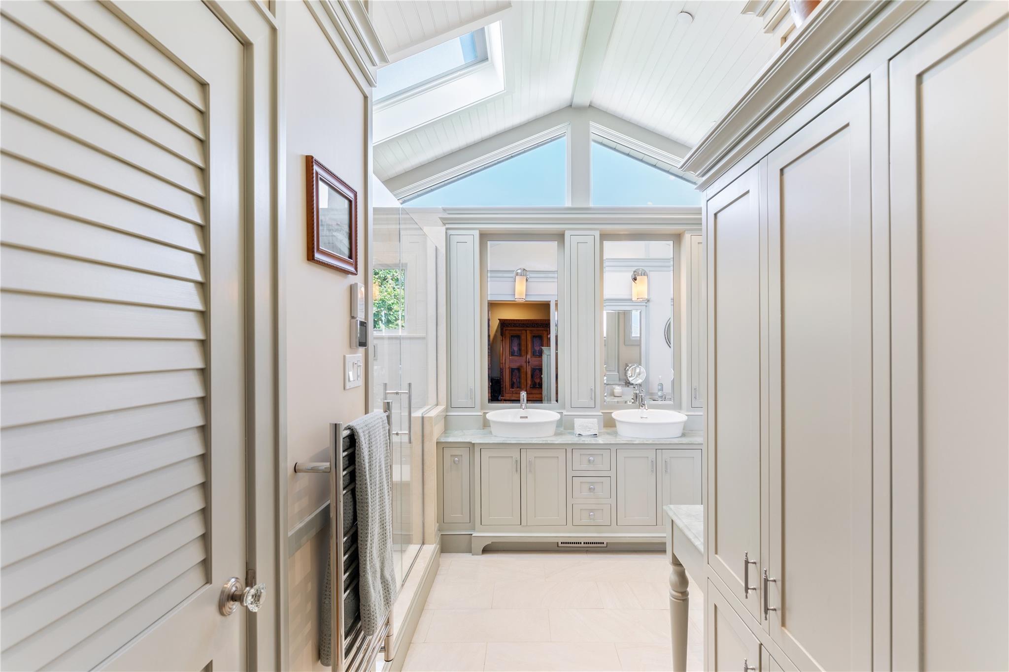 206 Broadway, Saltaire, NY 11706