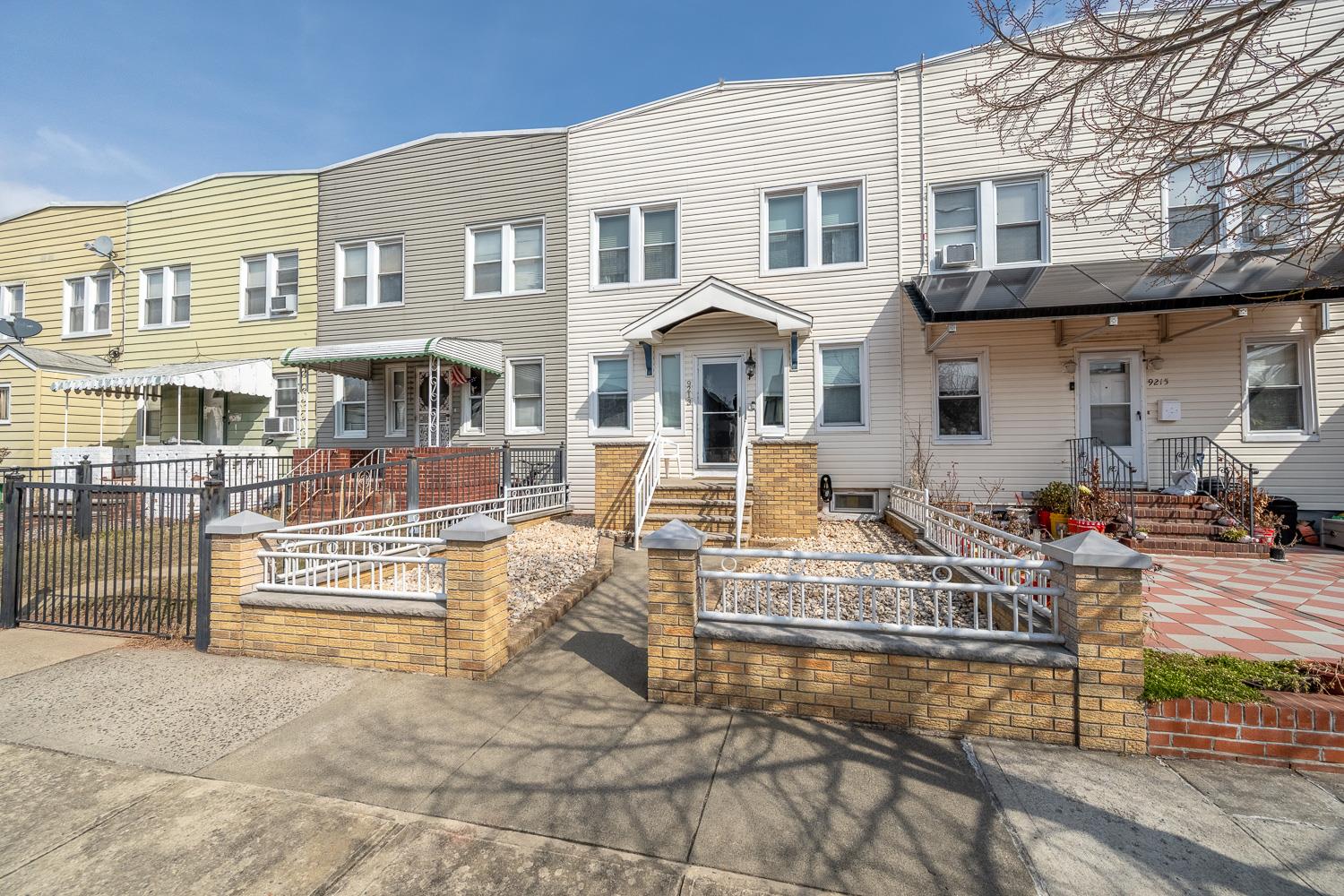 9213 215th Place, Queens Village, NY 11428