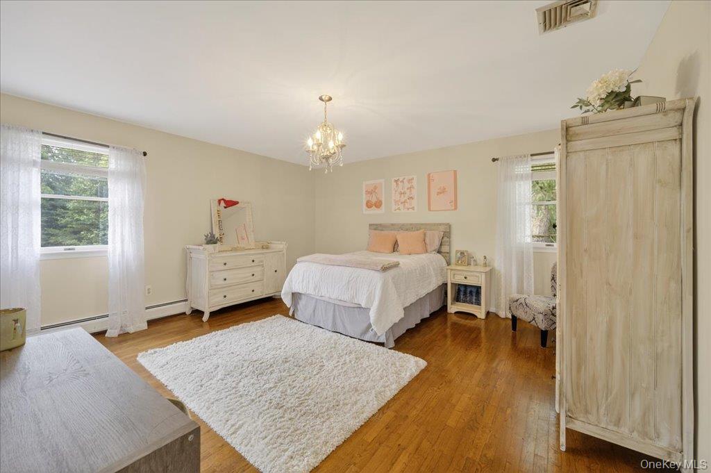 3 Evergreen Court, Montebello, NY 10901