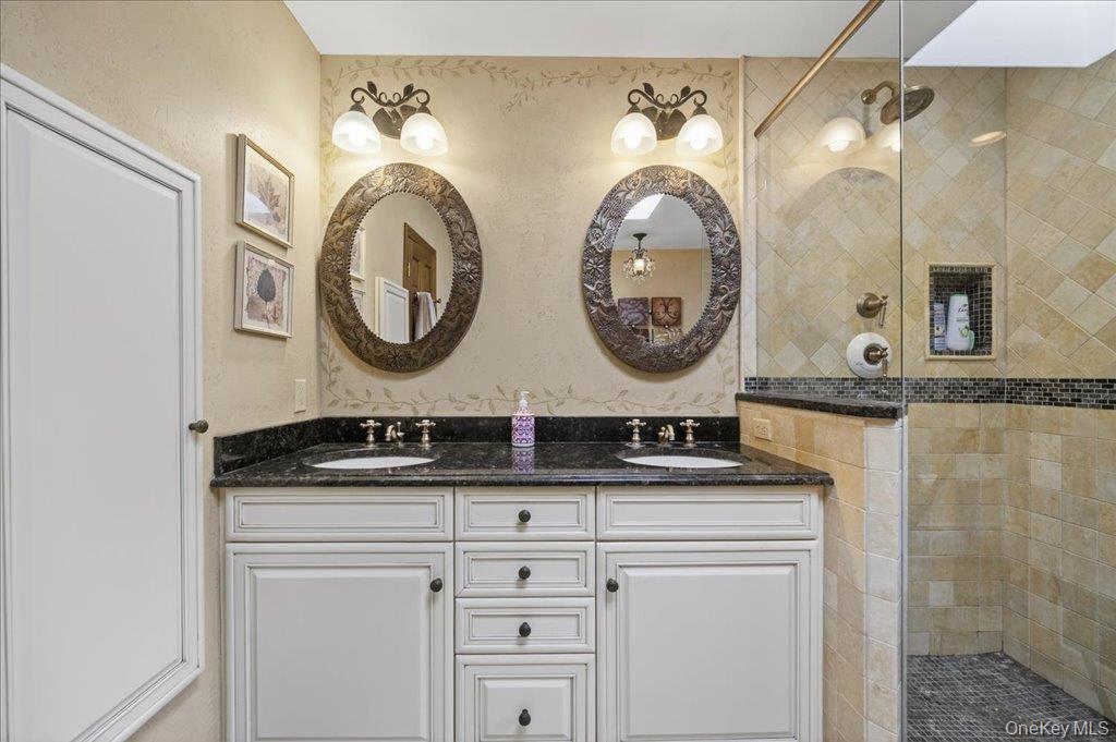 3 Evergreen Court, Montebello, NY 10901