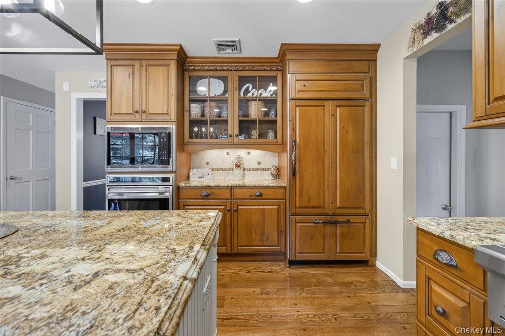 3 Evergreen Court, Montebello, NY 10901