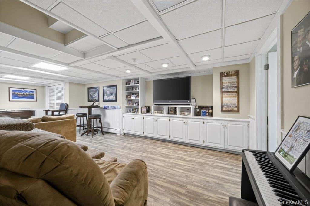 3 Evergreen Court, Montebello, NY 10901