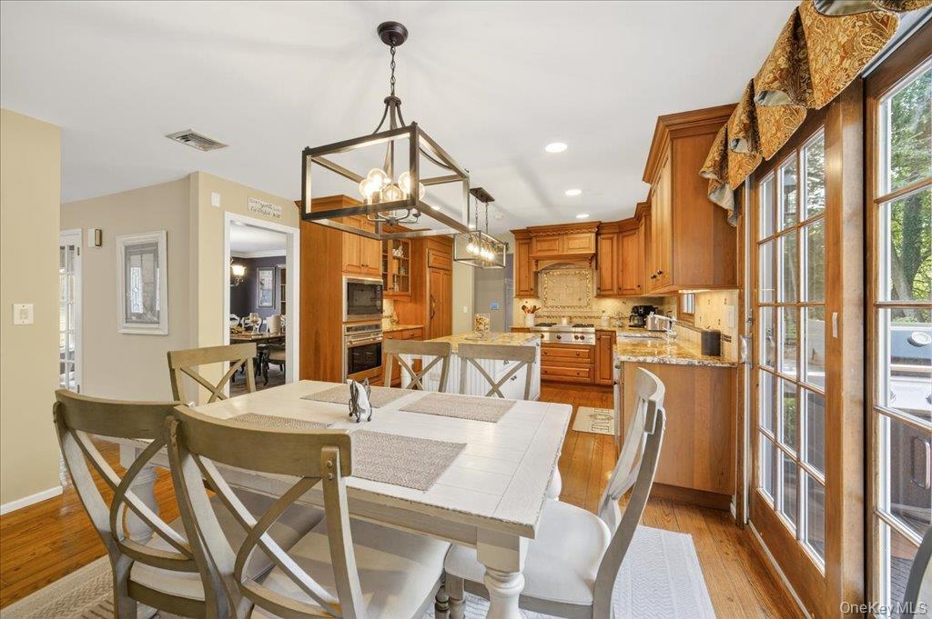 3 Evergreen Court, Montebello, NY 10901