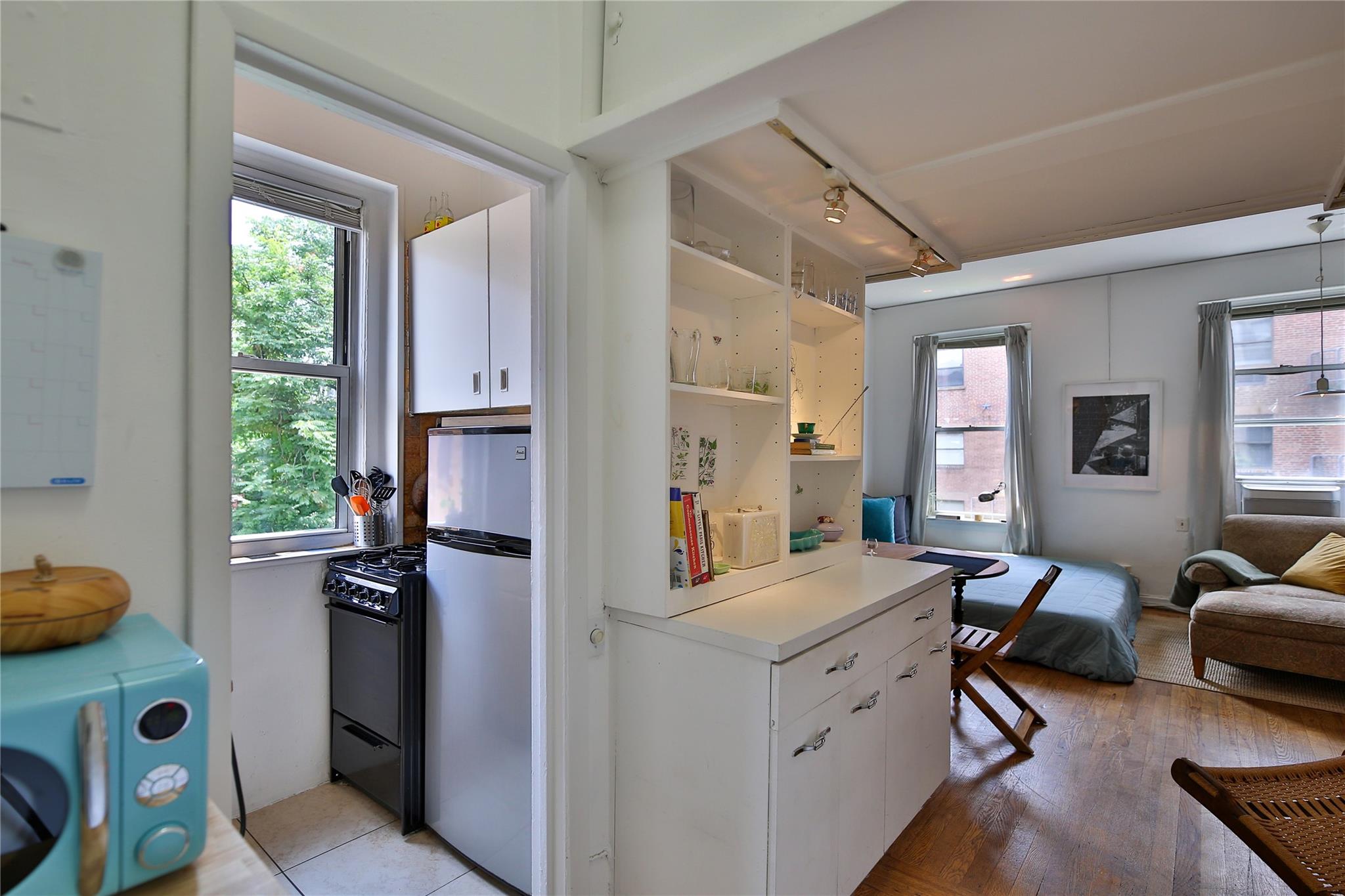 212 East 13th Street # 4C, New York (Manhattan), NY 10003