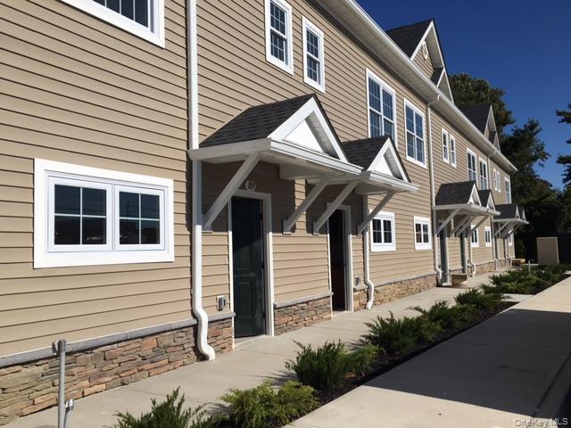 115 Evergreen Street # 106, West Babylon, NY 11704