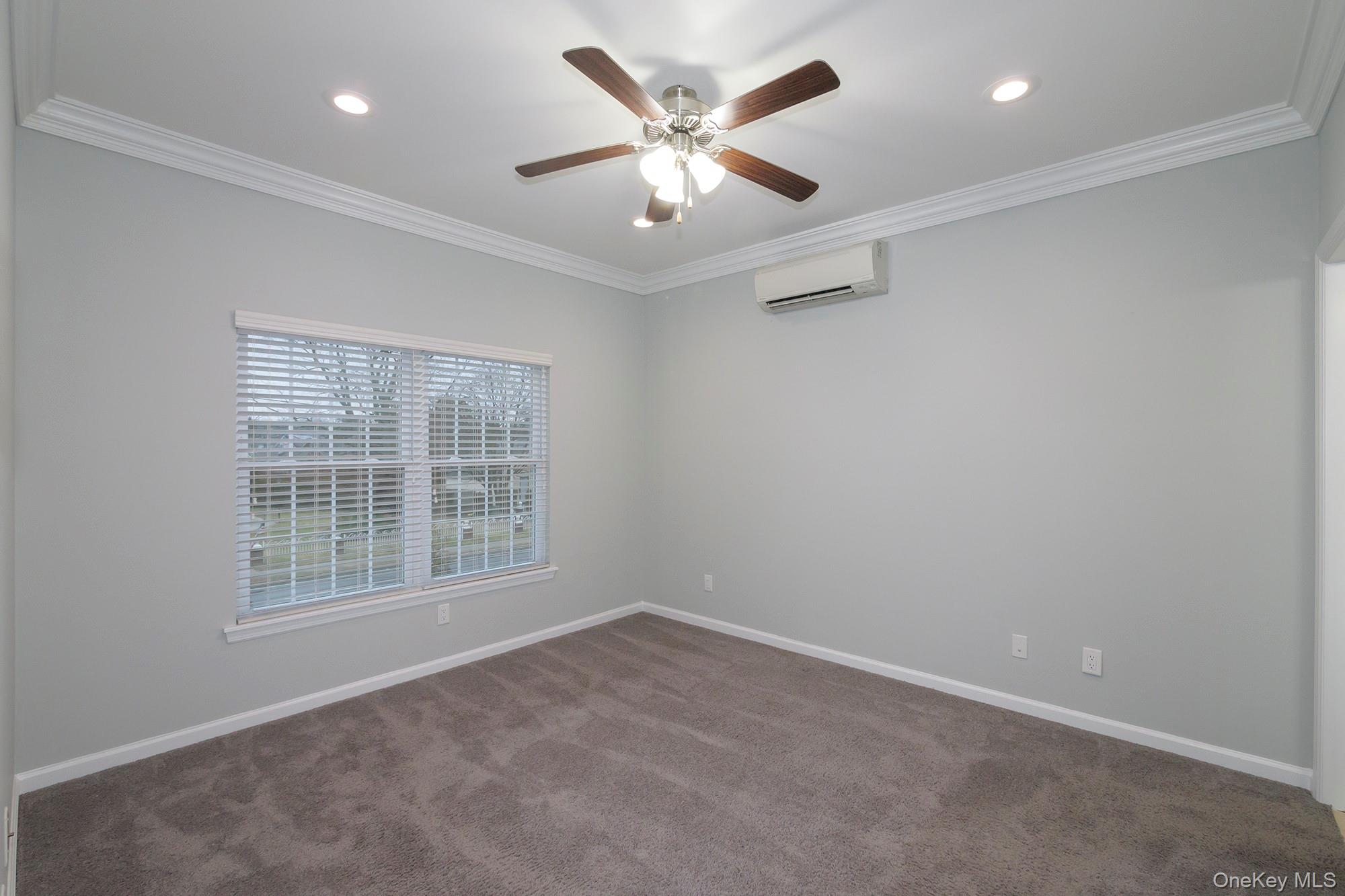 115 Evergreen Street # 106, West Babylon, NY 11704