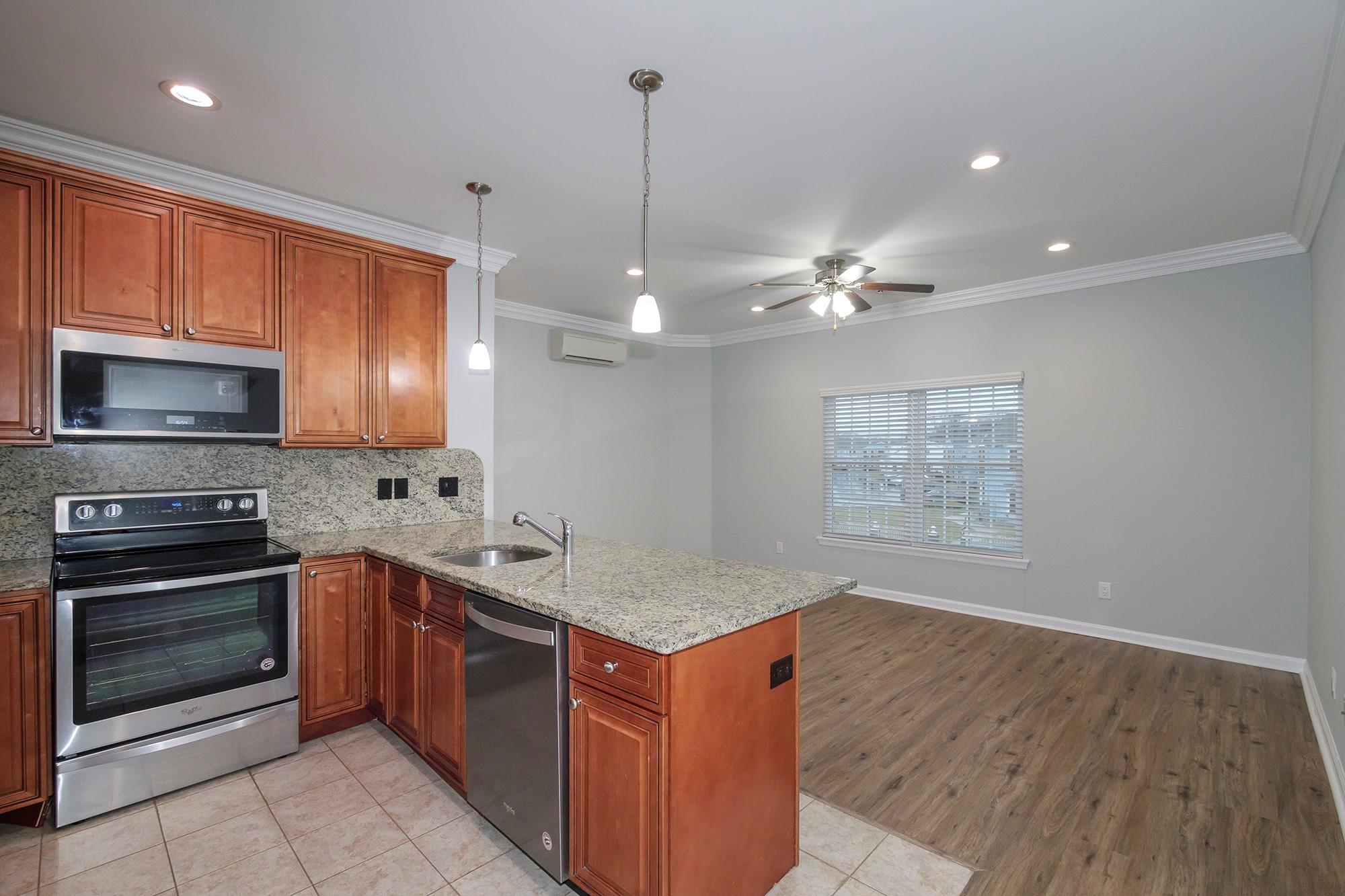 115 Evergreen Street # 106, West Babylon, NY 11704