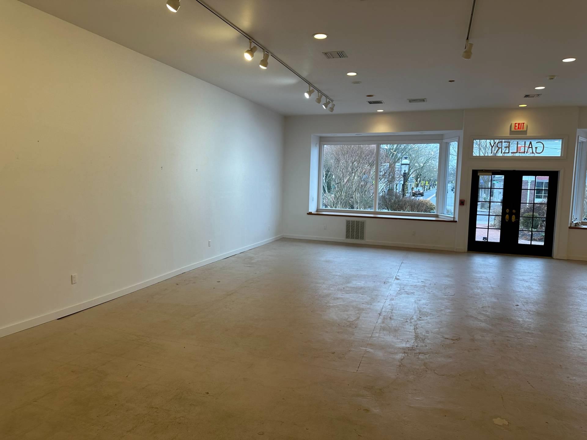 200 Main Street, Greenport, NY 11944