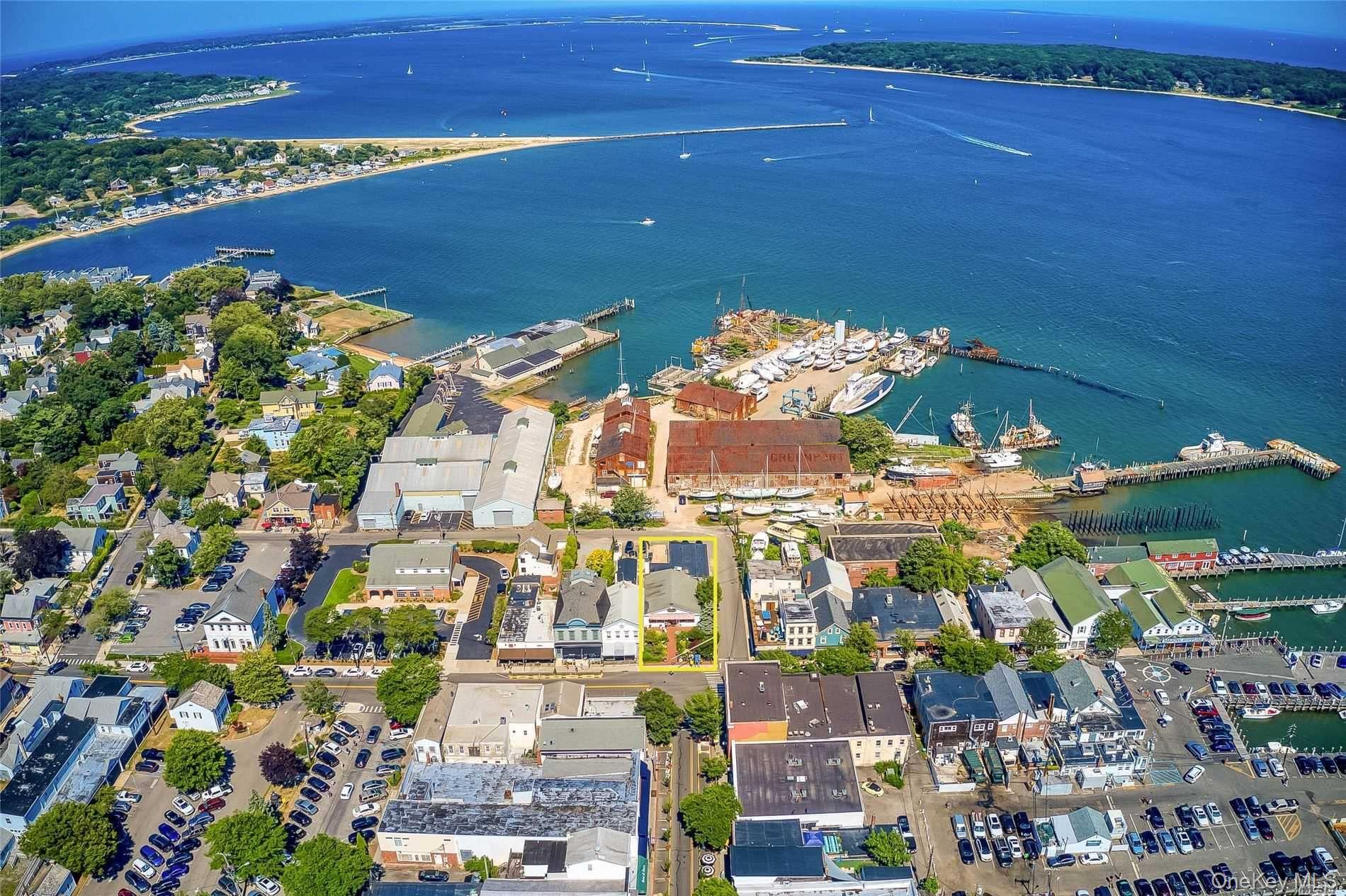 200 Main Street, Greenport, NY 11944