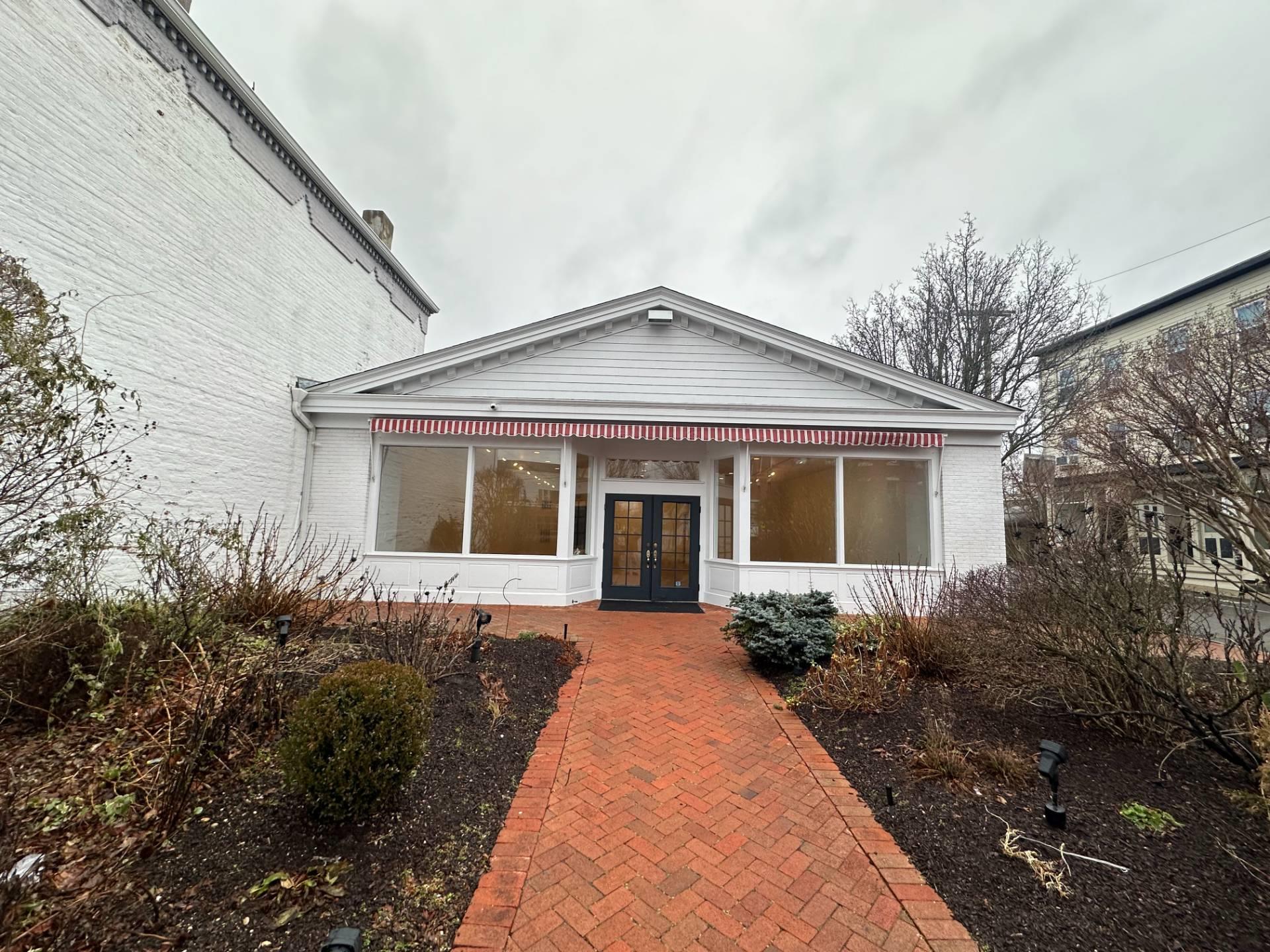 200 Main Street, Greenport, NY 11944