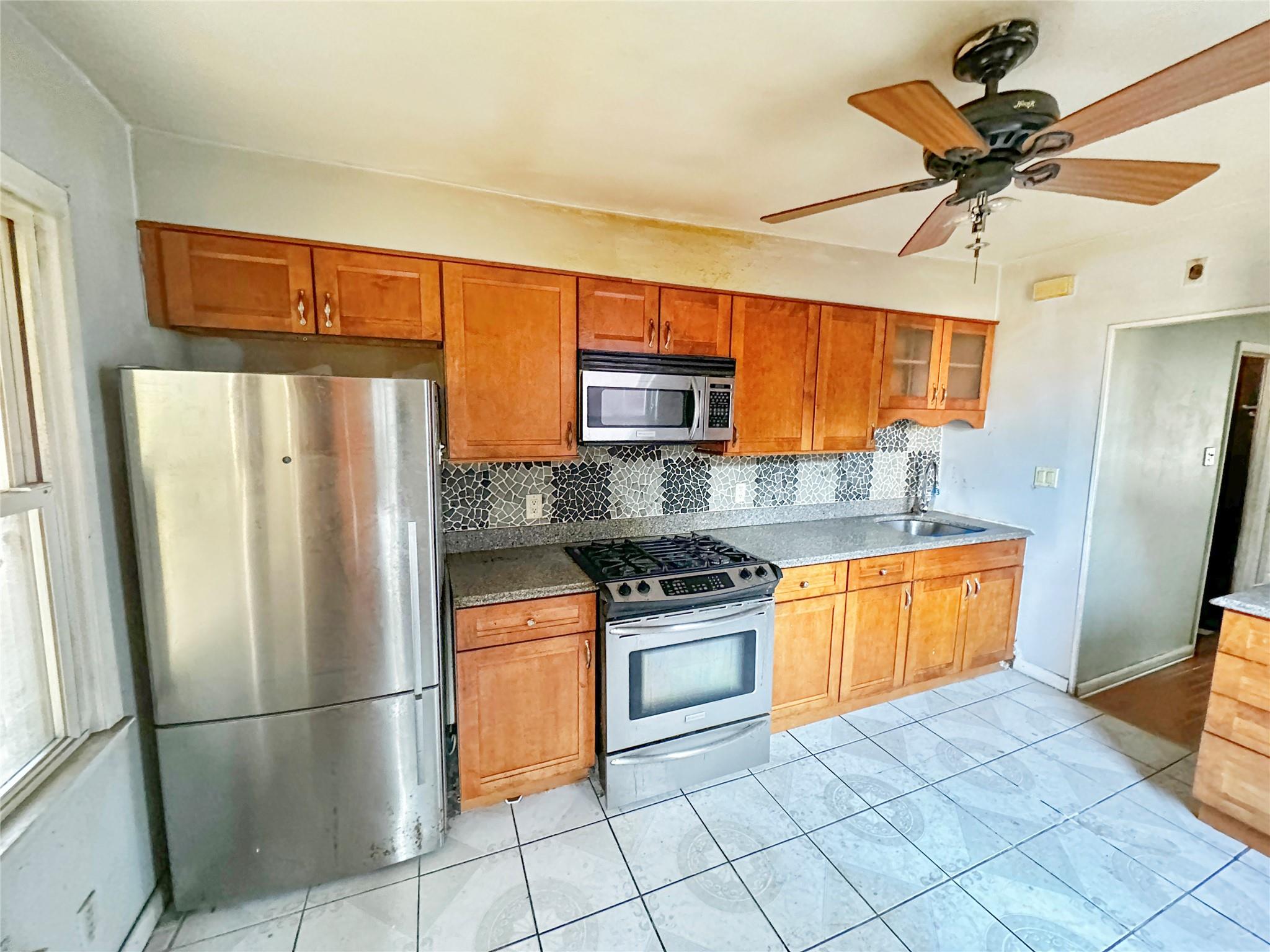 9303 Avenue K, Brooklyn, NY 11236