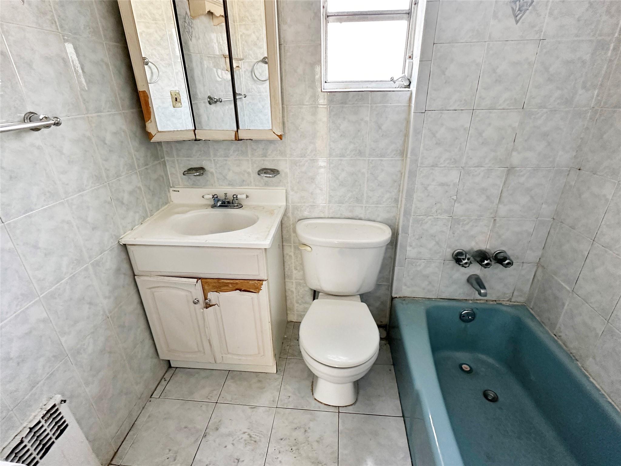 9303 Avenue K, Brooklyn, NY 11236