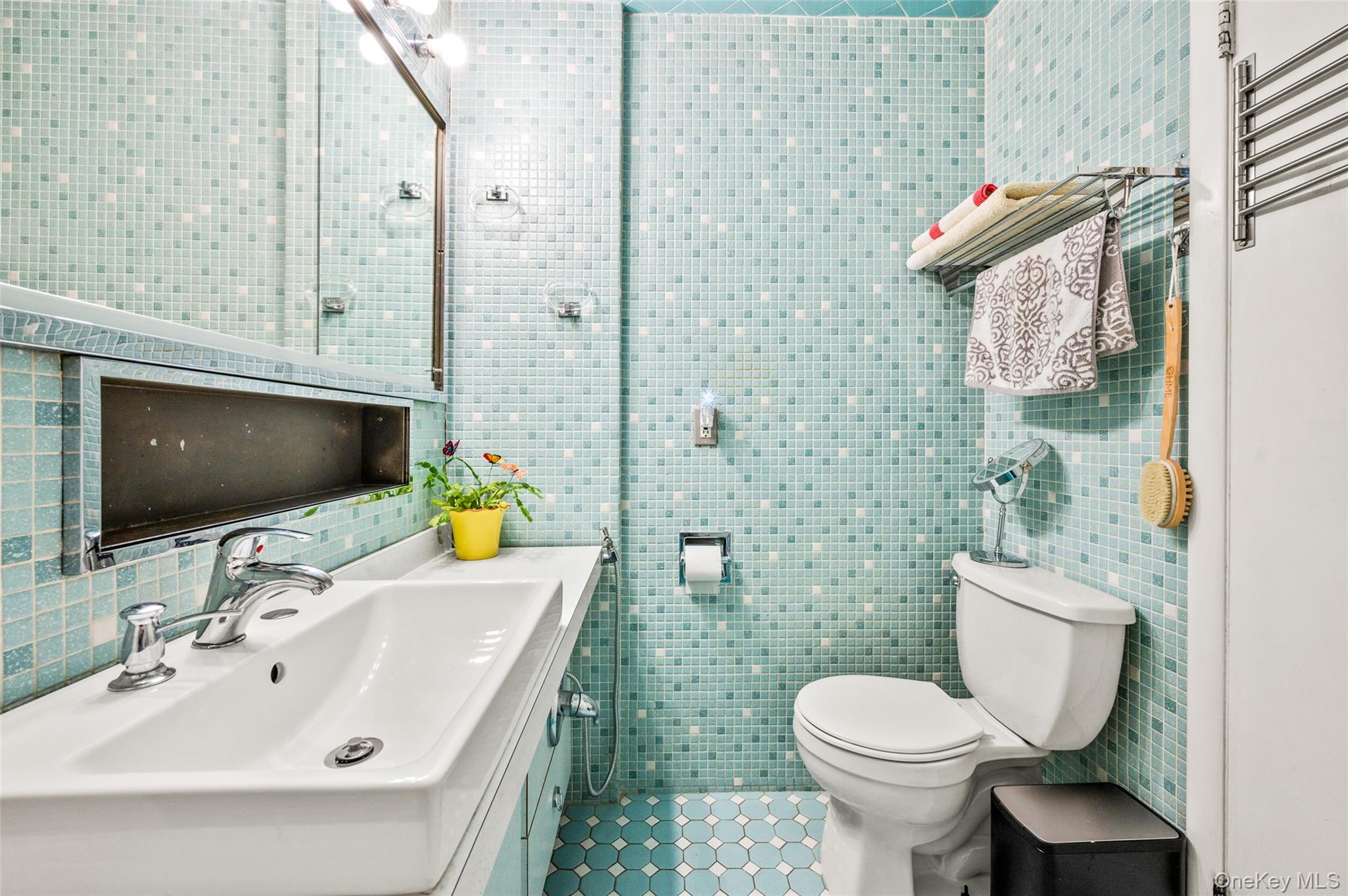 90-15 70th Drive, Forest Hills, NY 11375