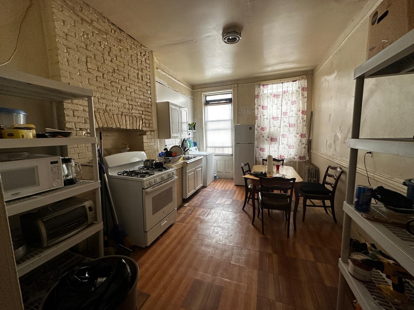 153 4th Street # 5, Brooklyn, NY 11211