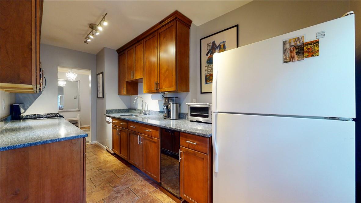 42 Barker Avenue # 4G, White Plains, NY 10601