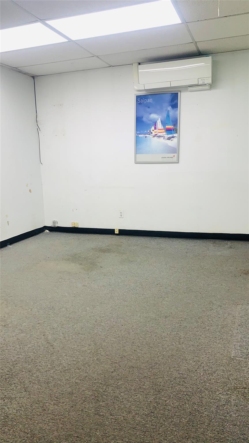 136-87 Roosevelt Avenue # 301, Flushing, NY 11354