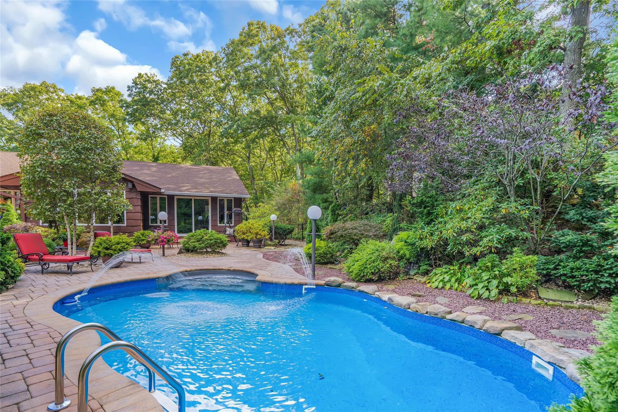 62 Laurel Drive, Smithtown, NY 11787