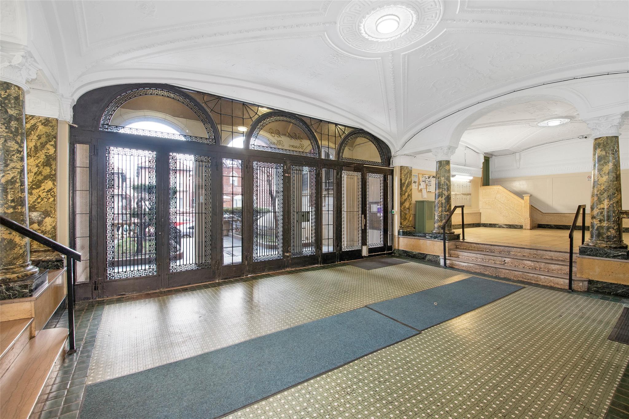 421 Crown Street # 16R, Brooklyn, NY 11225