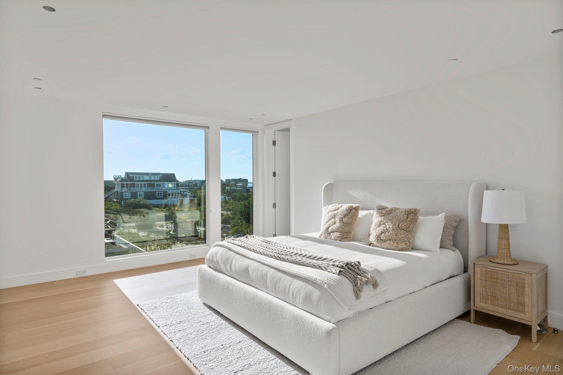 780 Dune Road, Westhampton Dunes, NY 11978