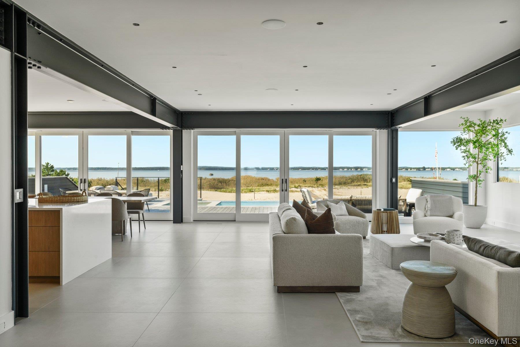 780 Dune Road, Westhampton Dunes, NY 11978