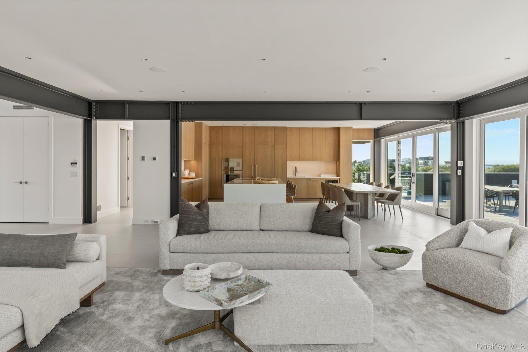 780 Dune Road, Westhampton Dunes, NY 11978