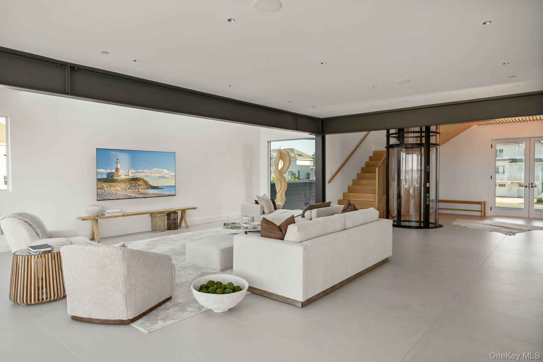 780 Dune Road, Westhampton Dunes, NY 11978