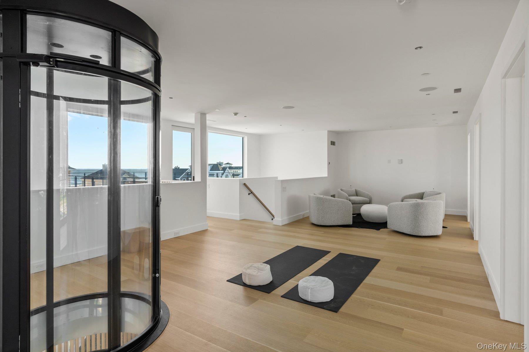 780 Dune Road, Westhampton Dunes, NY 11978