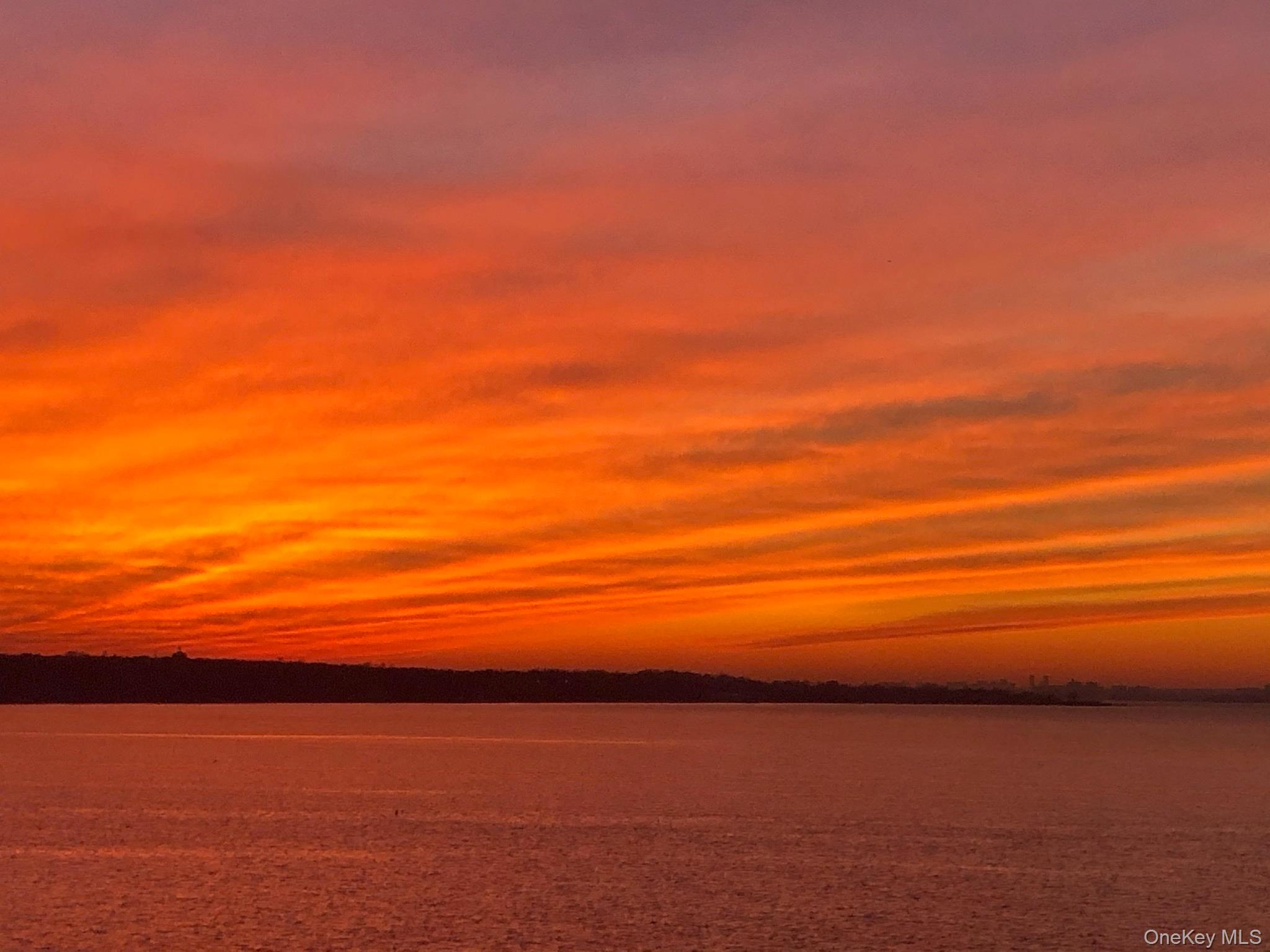 48 Pembroke Drive, Glen Cove, NY 11542