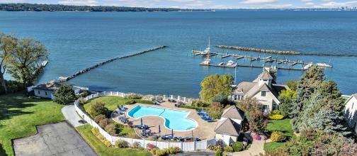 48 Pembroke Drive, Glen Cove, NY 11542