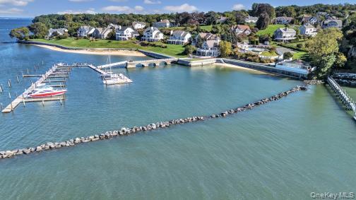 48 Pembroke Drive, Glen Cove, NY 11542