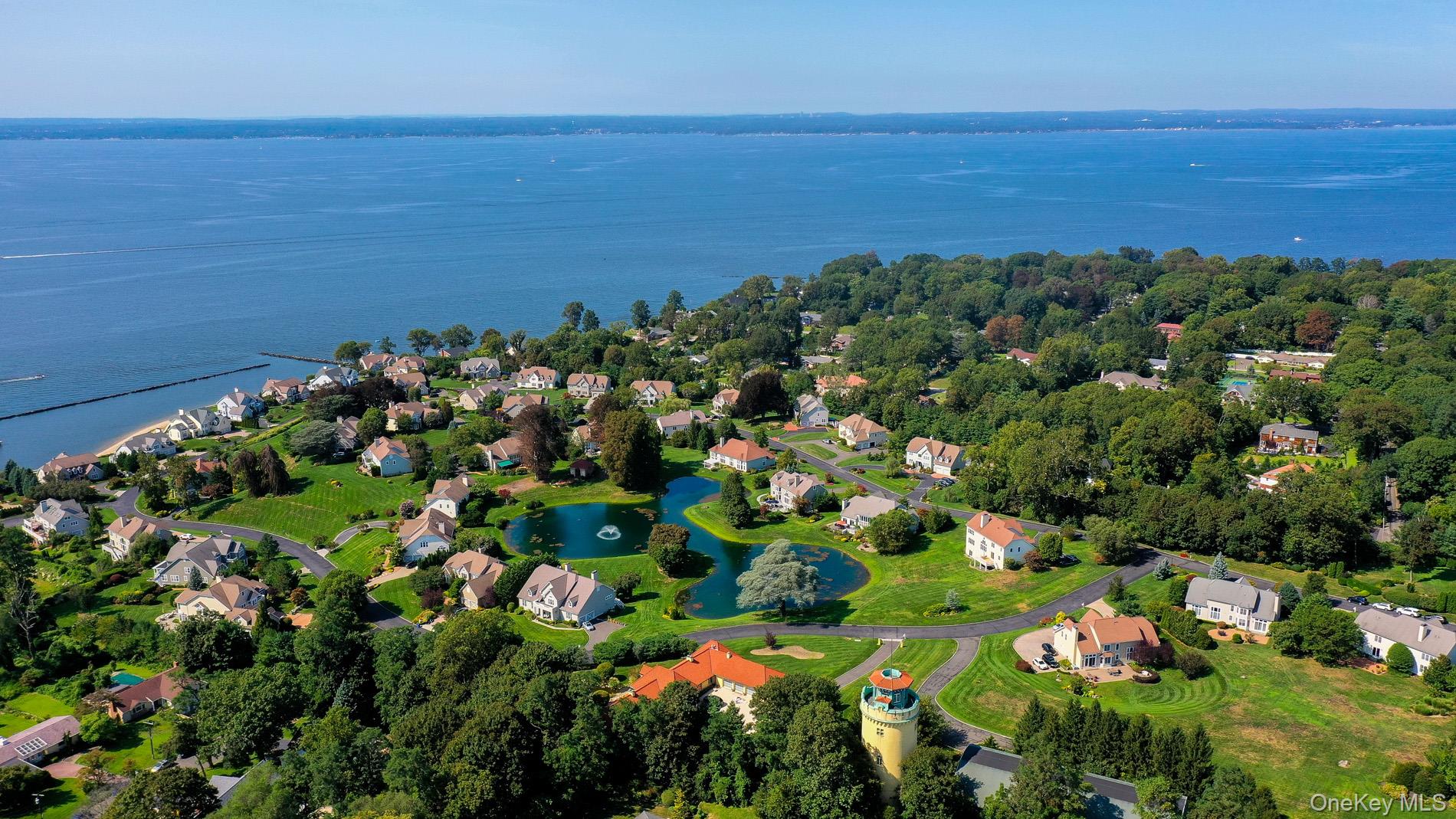 48 Pembroke Drive, Glen Cove, NY 11542