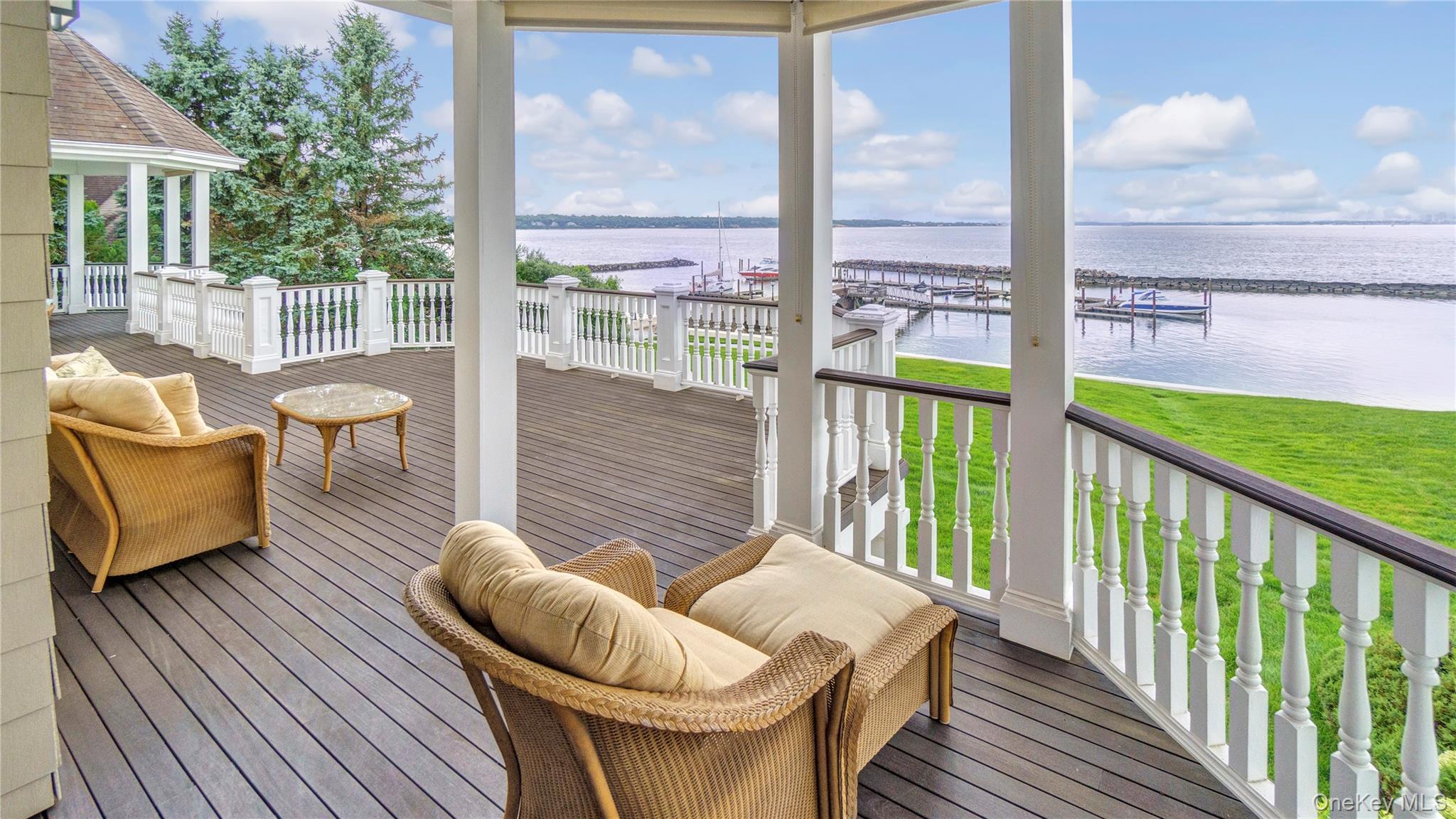 48 Pembroke Drive, Glen Cove, NY 11542