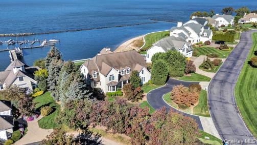 48 Pembroke Drive, Glen Cove, NY 11542