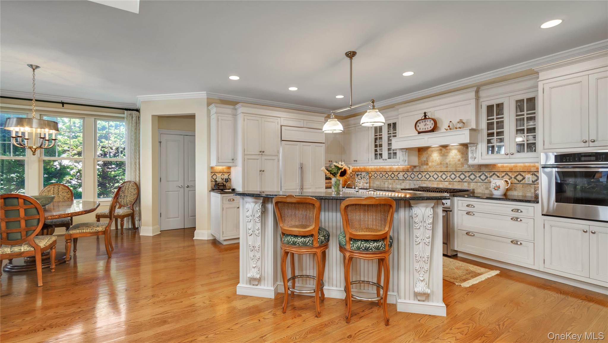 48 Pembroke Drive, Glen Cove, NY 11542