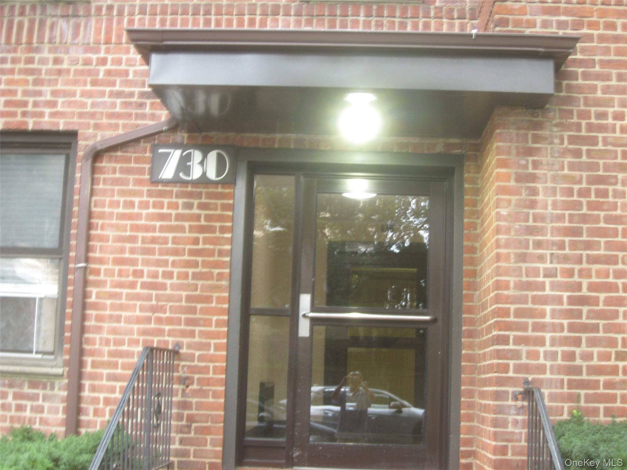 730 E 232nd Street # 3G, Bronx, NY 10466