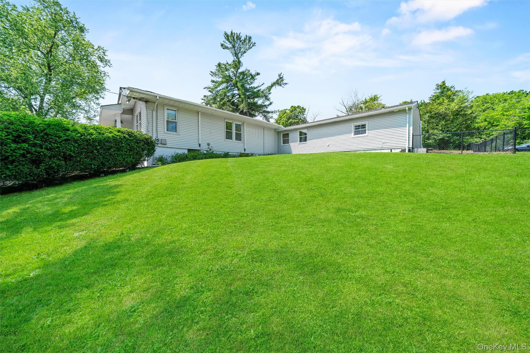 5299 Route 9W, Newburgh, NY 12550