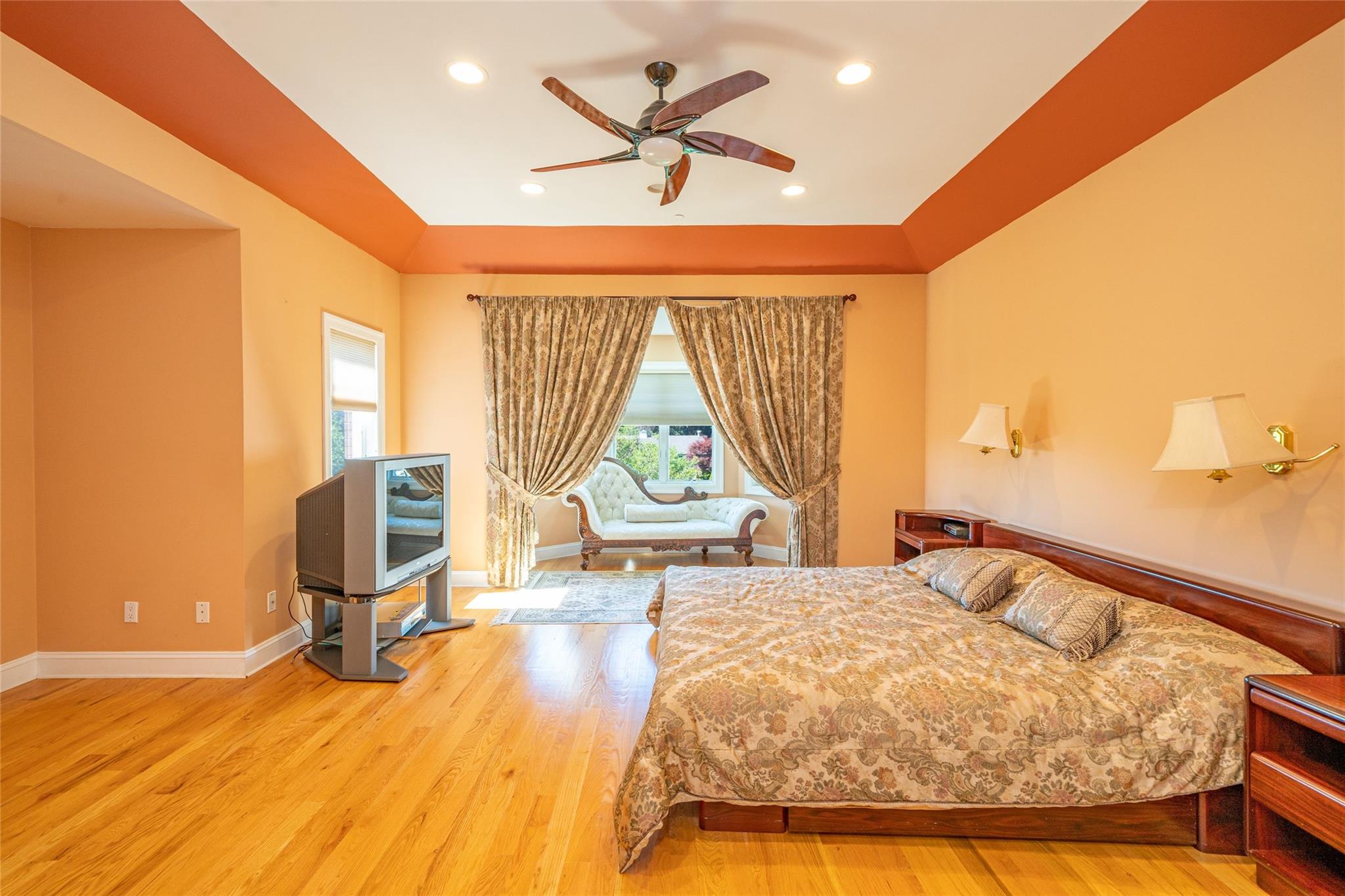 3 Vandalay Court, Scarsdale, NY 10583