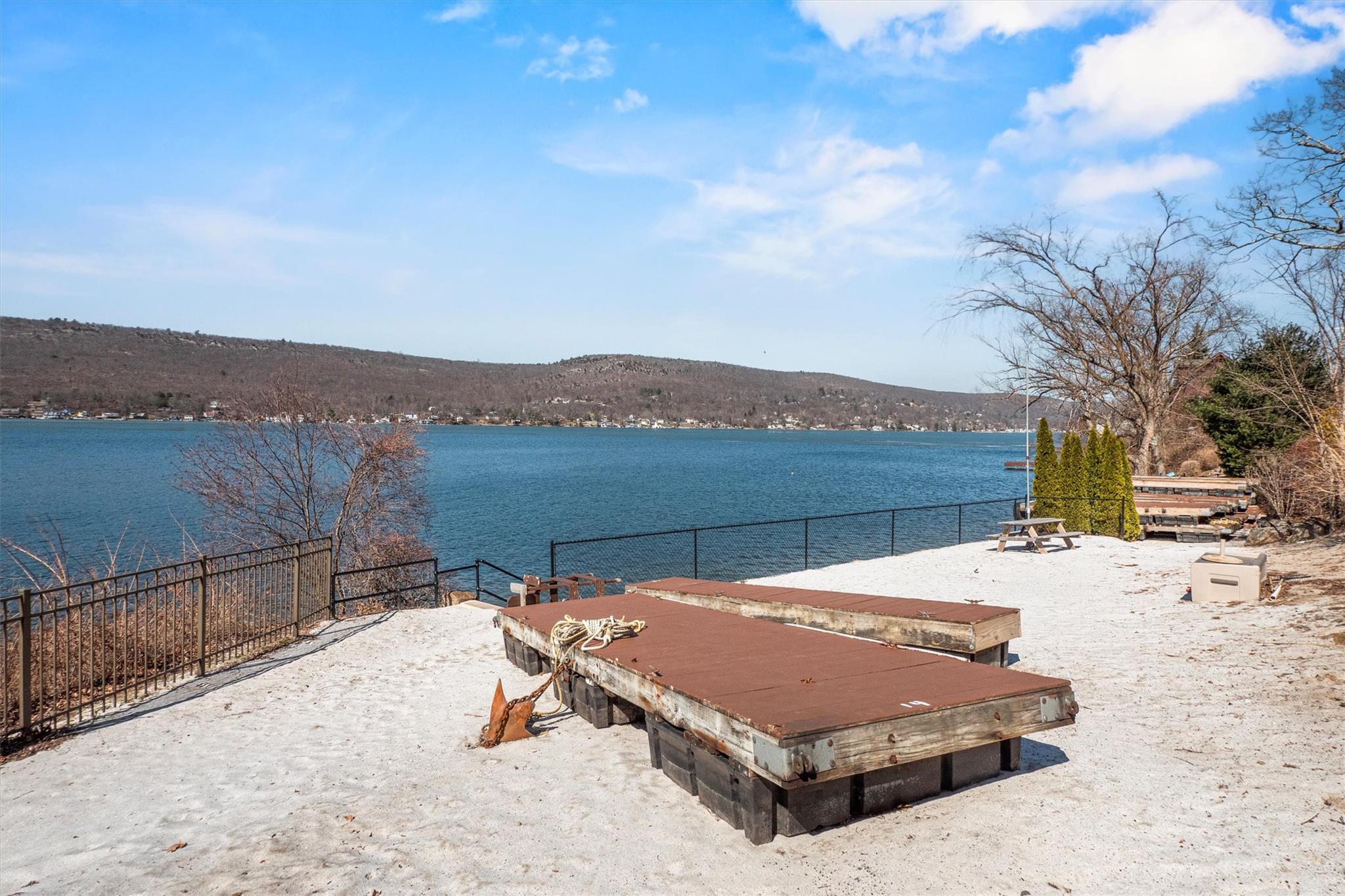 15 Park Avenue, Greenwood Lake, NY 10925
