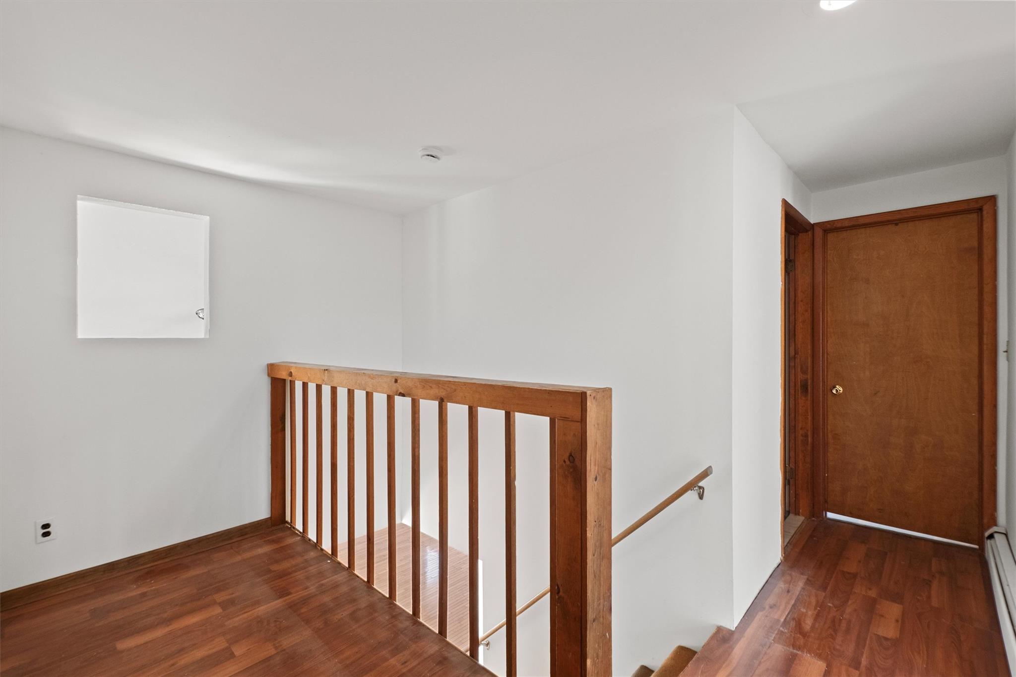 15 Park Avenue, Greenwood Lake, NY 10925