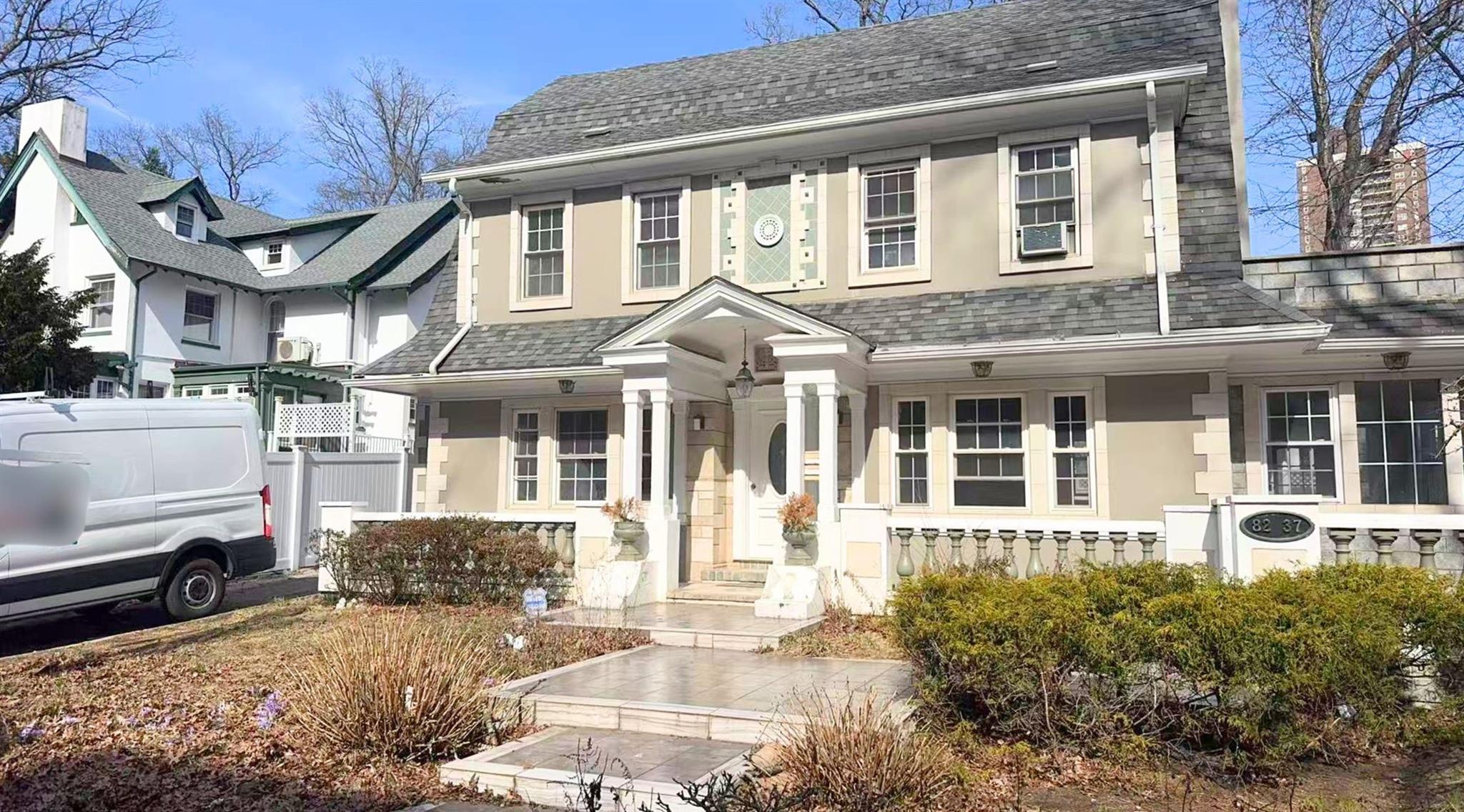 82-37 Austin Street, Kew Gardens, NY 11415